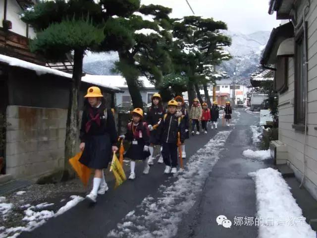 日语系妹纸告诉你真实的日本小学教育其实是这样的！