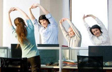 久坐腰痛弯腰腰痛,久坐办公室怎么缓解颈肩腰疼