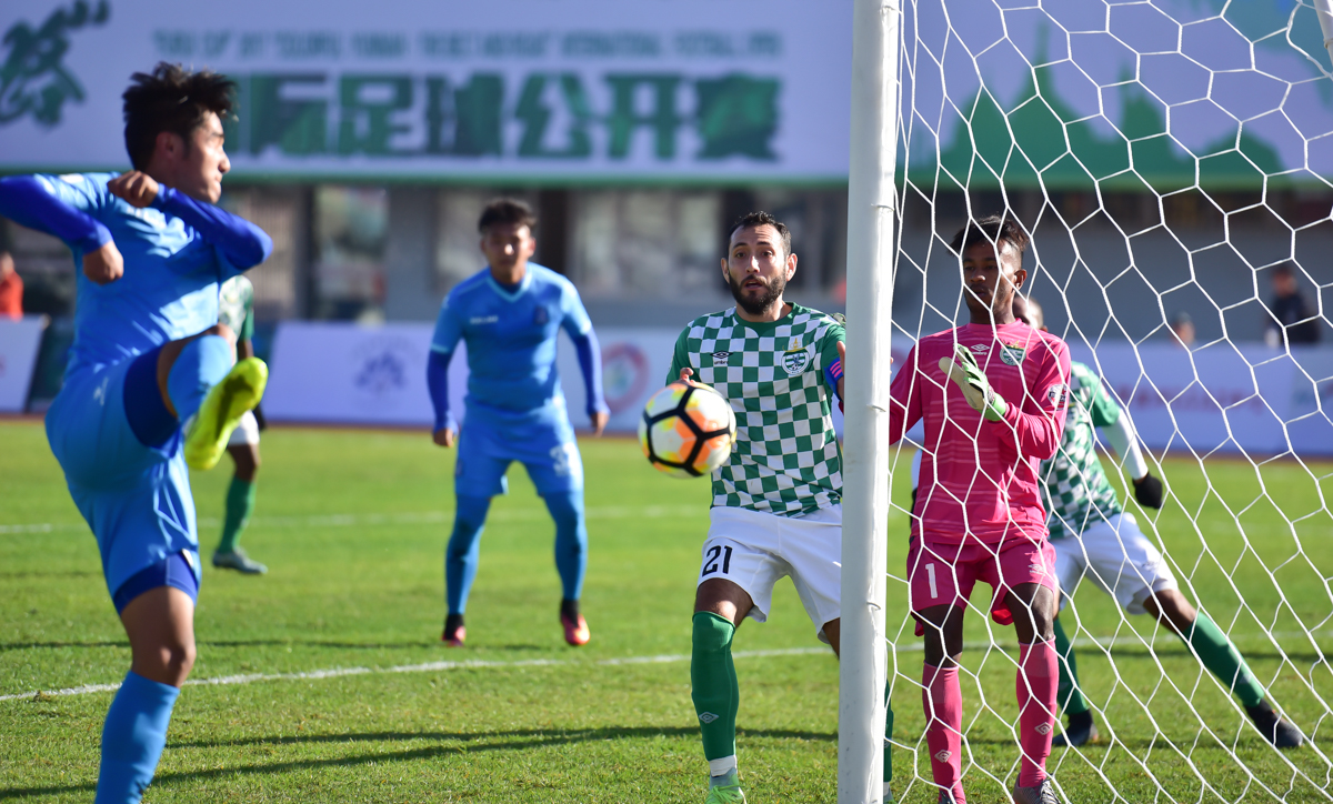 “七彩云南一带一路”足球赛战幕拉开,激战持续上演!