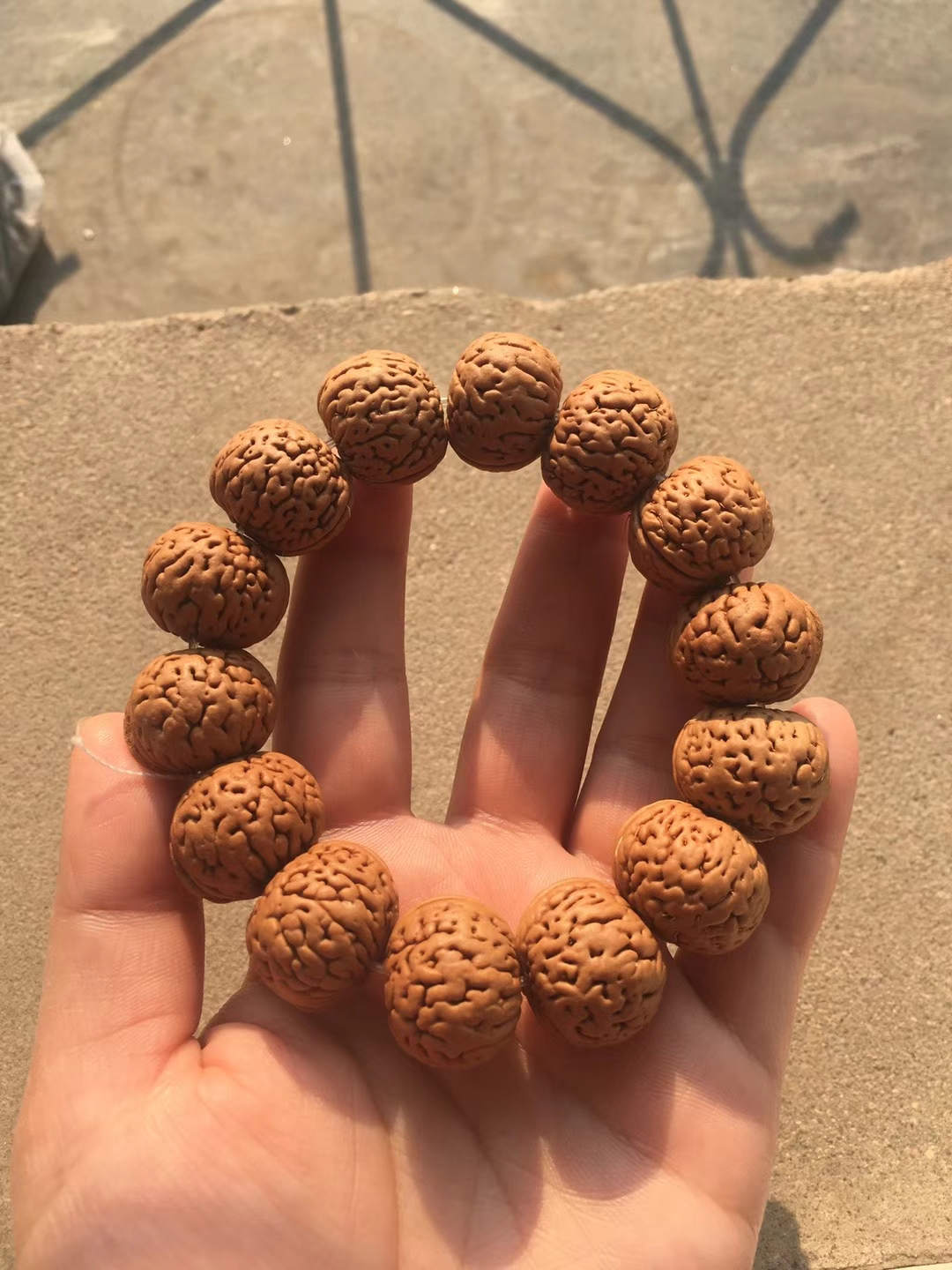 小籽桃核十八罗汉手串的价格,最便宜的桃核手串价格