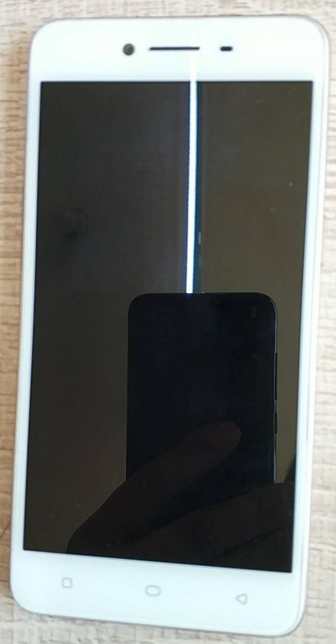 oppofindx2pro进水不开机,oppo手机进水开不了机维修过程