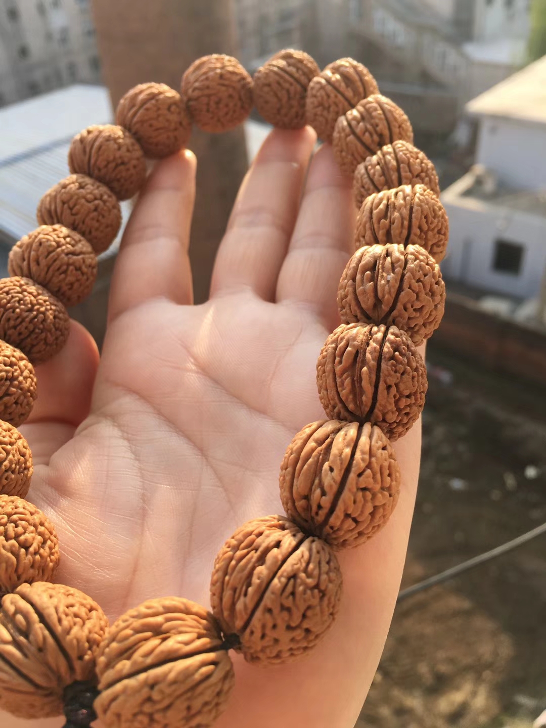 小籽桃核十八罗汉手串的价格,最便宜的桃核手串价格