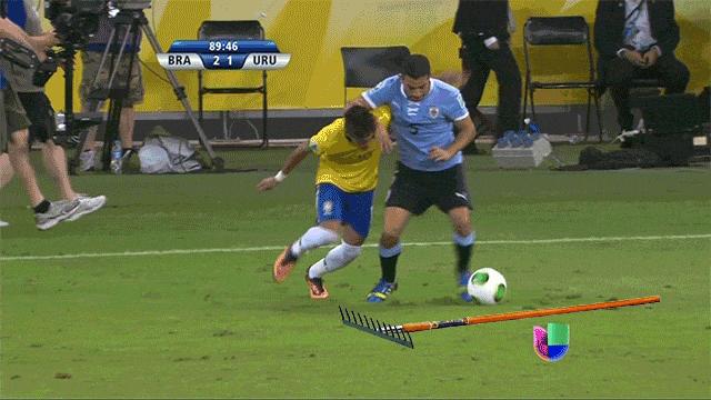 c罗赛亚人变身,内马尔C罗足球场上的搞笑瞬间