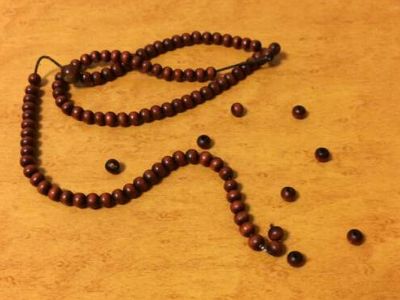 佛珠手串断了掉了一颗有什么预兆,佛珠断绳是什么意思