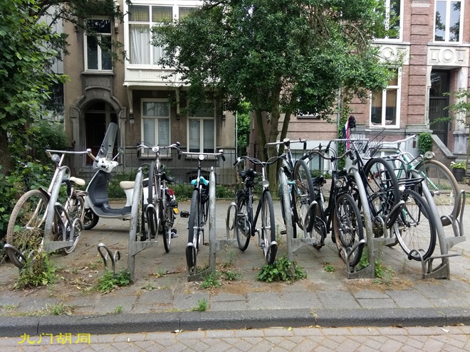 阿姆斯特丹自行车售价,荷兰阿姆斯特丹自行车