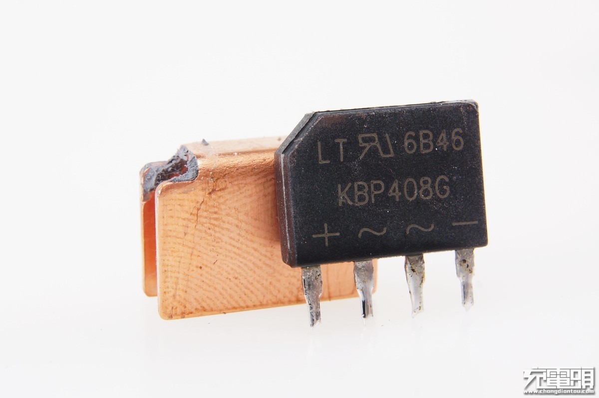 有没有仿的很真的苹果充电器,贫穷限制了我的想象力动画