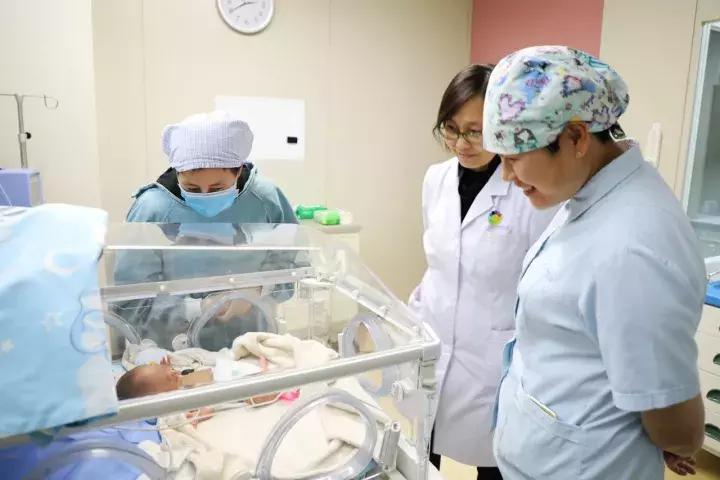 生命奇迹丨1100g，30周早产儿，心脏手术怎么做？