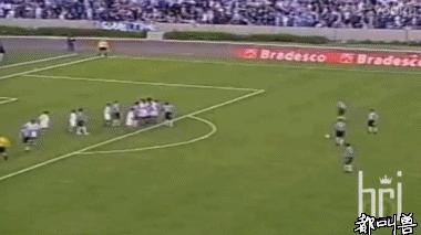 巅峰的小罗罗纳尔多梅西谁更厉害,罗纳尔多和梅西还有小罗