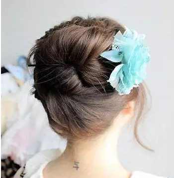 中长发发簪盘发图解,如何用发簪盘发教程