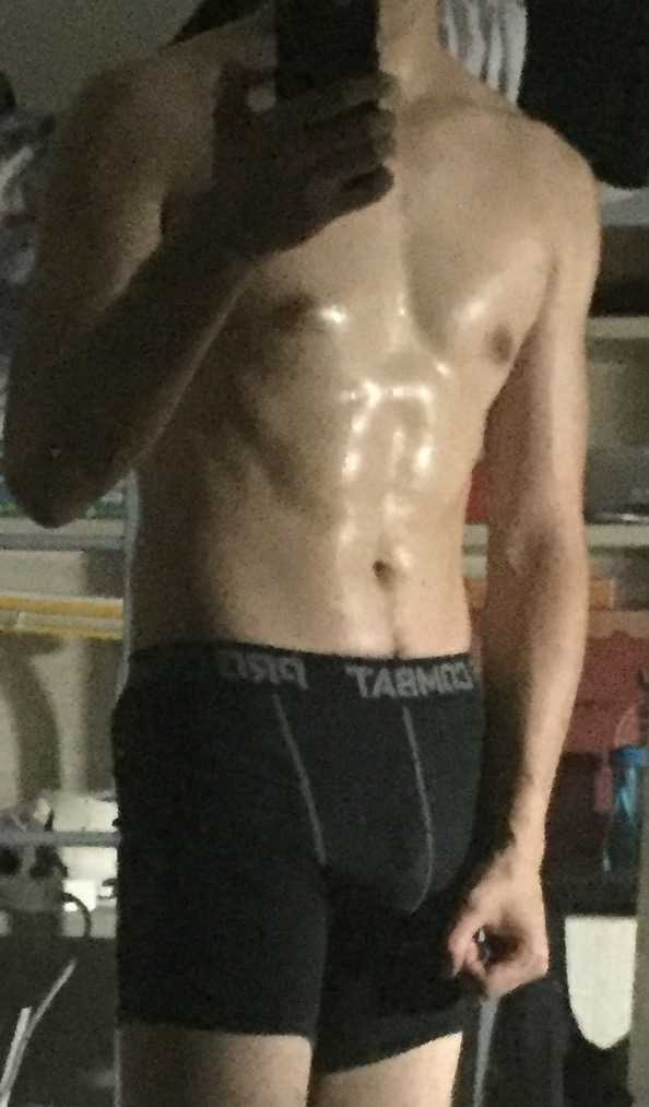 系统健身一年半胸肌变化,健身怎么让胸肌更有型