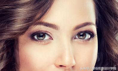 为什么眼线液笔画一下就干了,眼线胶笔干了怎么办最实用的方法