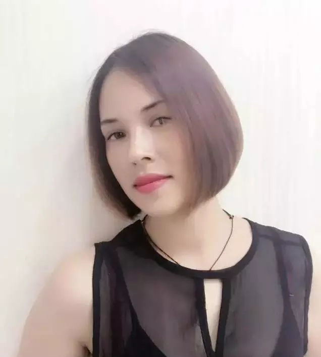 沙宣波波头适合40到50岁的人图片,沙宣波波头发型中发