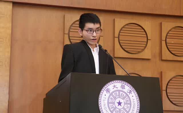 轮椅上的清华博士朱晓鹏：只要我还活着，我就还有希望