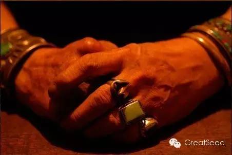 高桥吾郎|当手艺人失去了赖以生存的手指