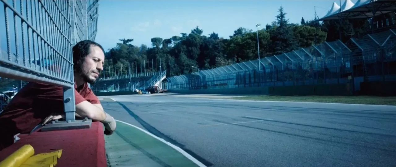 评分不突出，但它却比8.8分赛车片更让人动容！