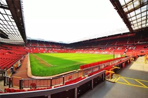 和英国王室一贯的优雅范儿很搭,英伦经典装修风格