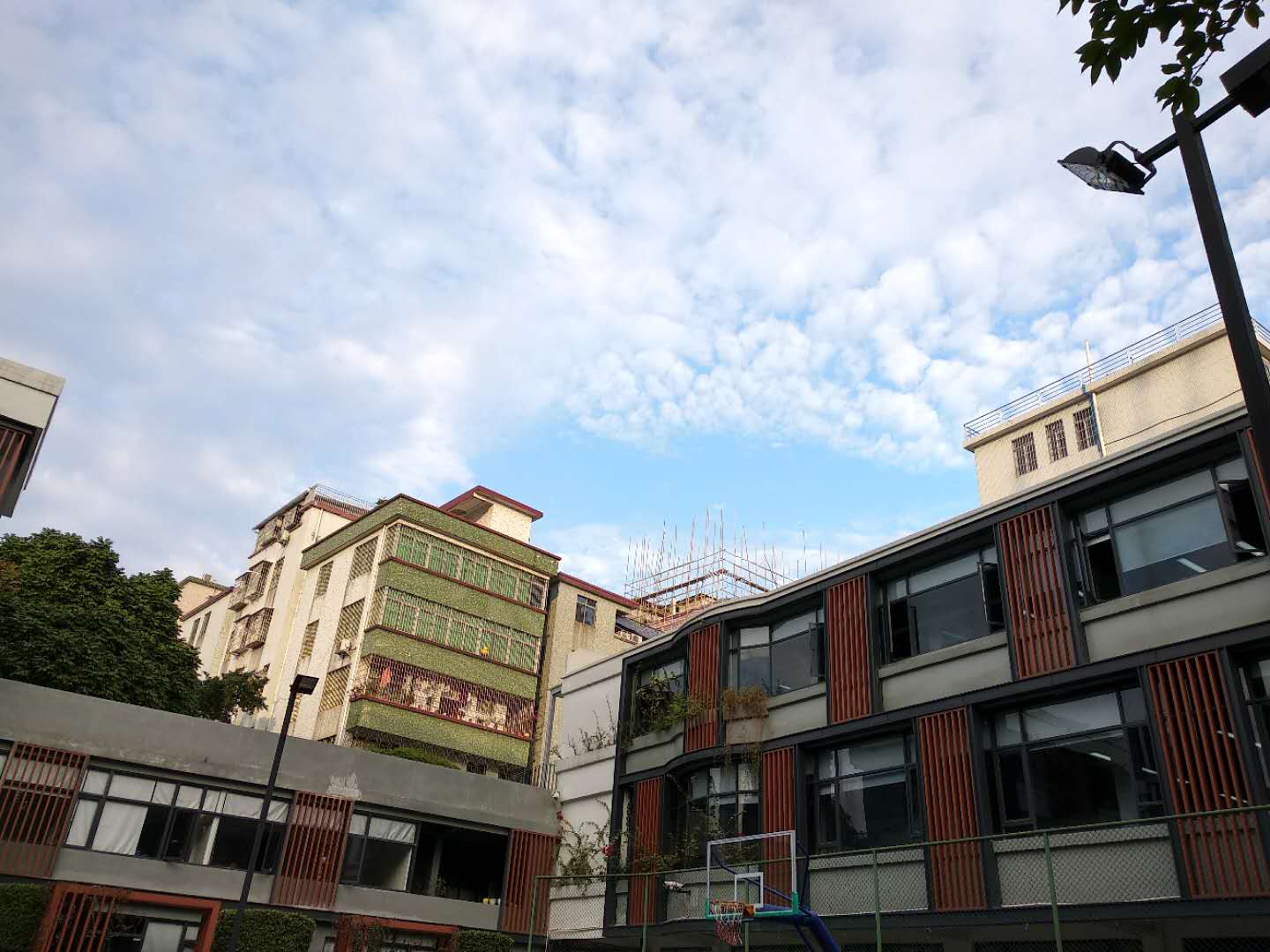 红米价格屠夫,价格屠夫出小米爆品328元搅局