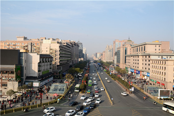 坐着高铁去西安，逛吃逛吃逛吃……