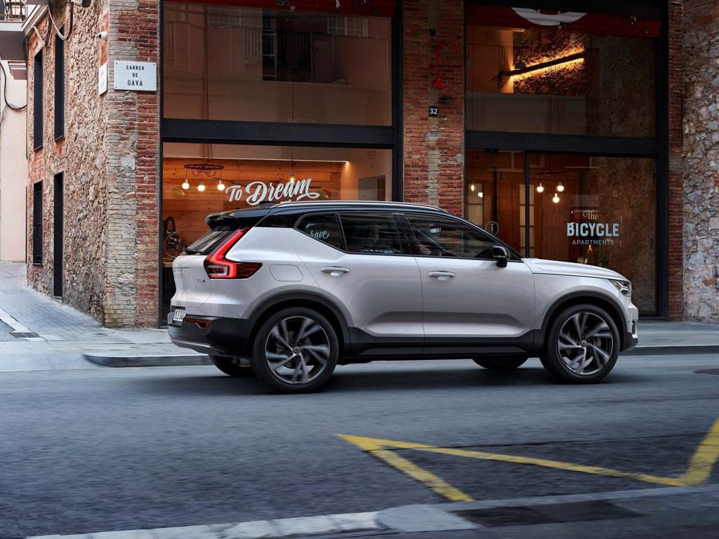 性价比高的豪华suv20万,性价比高的豪华suv二手车10万