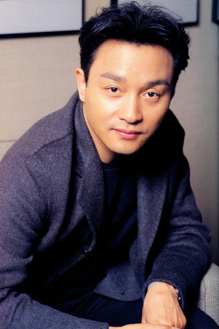 张国荣巅峰时期的唱歌 (张国荣最早是靠唱歌红还是演戏火)