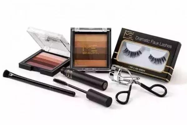 18年一夜爆红的美妆网红,美妆品牌断货王是谁