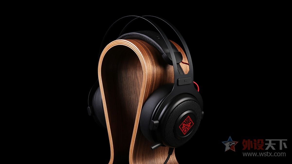 暗影精灵800耳机有几种样子,惠普暗影精灵系列性价比