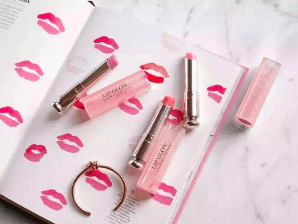 试了30多款口红,试了一堆口红这几支红棕色绝美