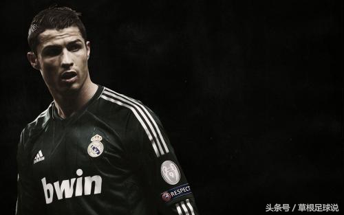 超好看的足球壁纸,超清晰的足球壁纸