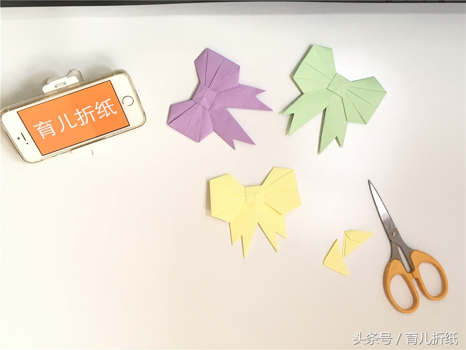 如何折纸迷你带蝴蝶结的高跟鞋,可以戴在头上的折纸蝴蝶结怎么做