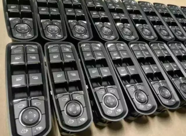 汽修厂原厂配件和原车的一样吗,汽修品牌件和原厂件