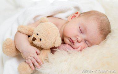 宝宝冬天睡觉老感冒？这样睡不感冒还保暖！