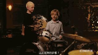 行尸走肉9小时42分钟看完一到八季,行尸走肉与无耻之徒哪个好看