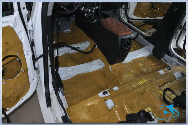 贵阳元音改汽车音响隔音,贵阳音响改装海马m5