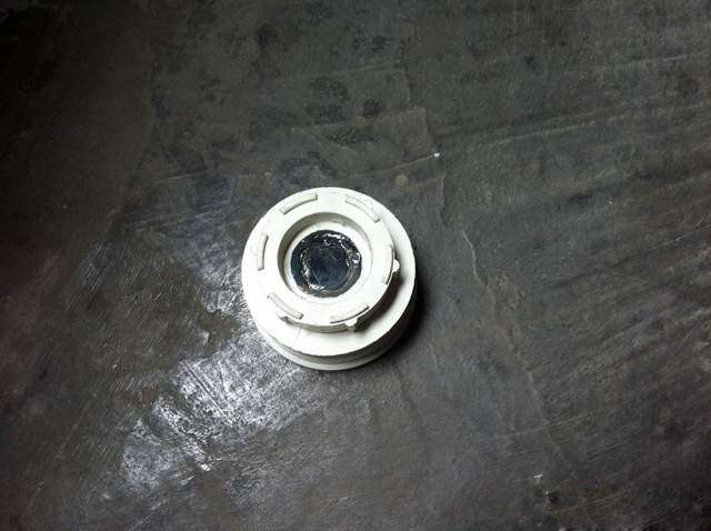 楼顶水管堵了被水泥堵塞怎么办,楼顶下水管堵塞