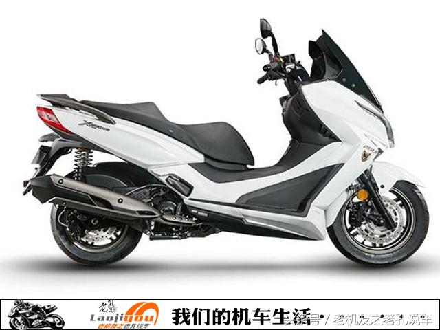 2024款光阳赛艇250踏板简介,20款光阳赛艇250机车评测