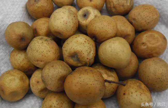 以前化妆品根本不用买，从树上摘一把，洗脸洗头都是纯天然好东西