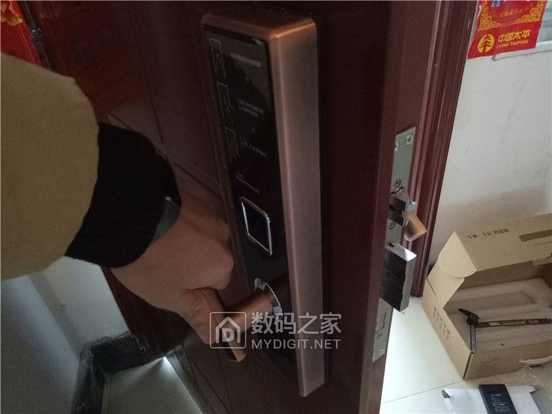 智能门锁容易被小偷无痕打开吗,智能门锁拆解图解