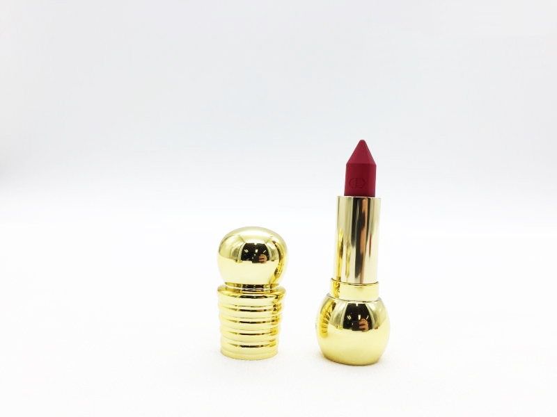 错过就没有了！2017圣诞节值得疯抢的10款圣诞限定唇膏