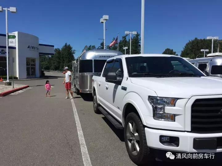 欧洲购买房车旅行,豪华房车旅行国外