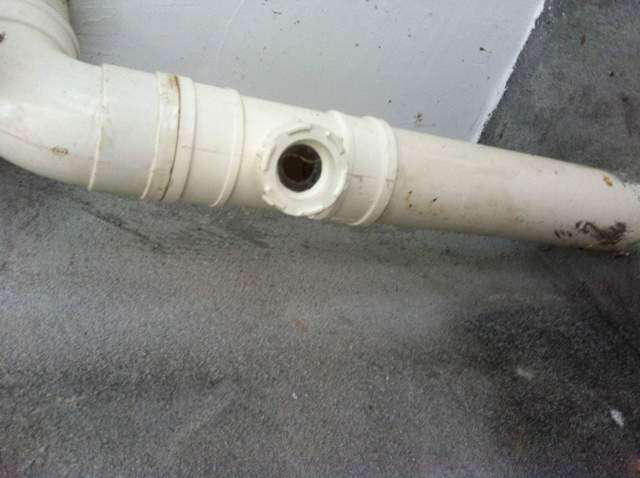 楼房下水管堵塞需要均摊吗,楼下下水管堵塞可以在楼上修吗