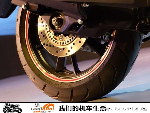 2024款光阳赛艇250踏板简介,20款光阳赛艇250机车评测