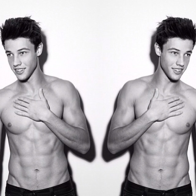 背部变宽主要是背阔肌,背部变宽最佳锻炼方法