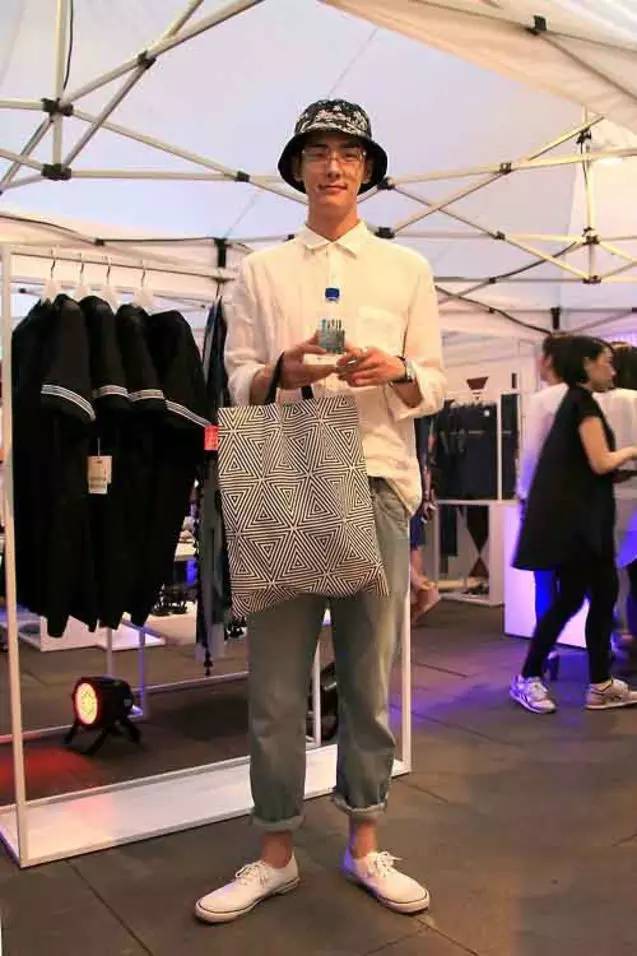 夏天百搭帽子渔夫帽ny,swag拼接鸭舌帽