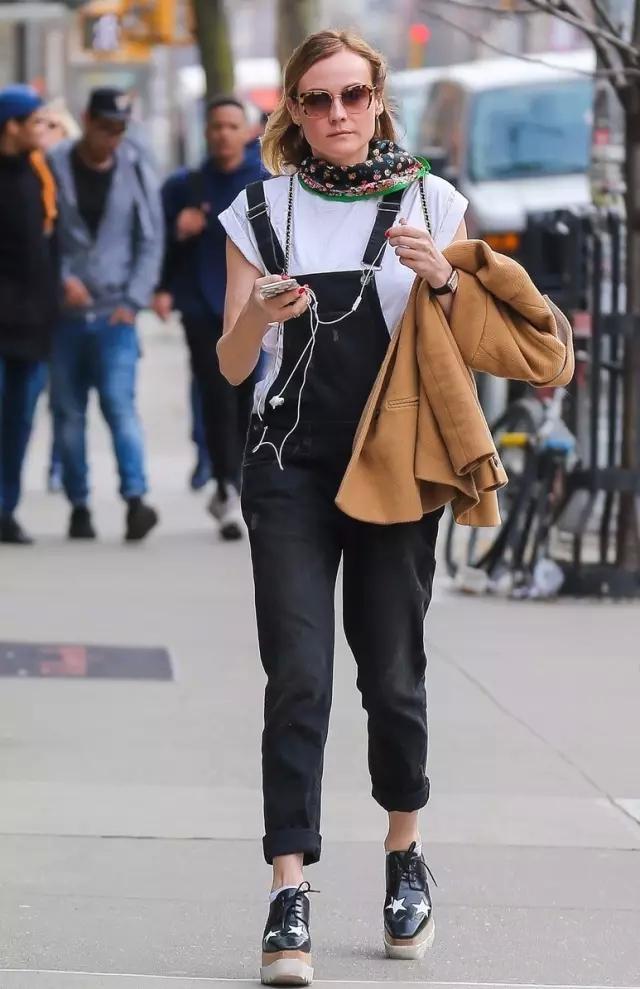 白T恤太无聊？那是你不会穿！