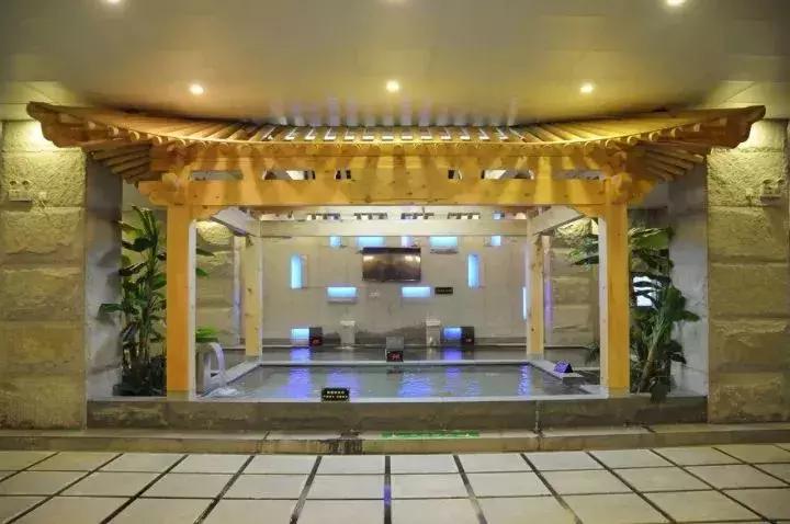 魔都温泉摘草莓,魔都温泉一日游攻略