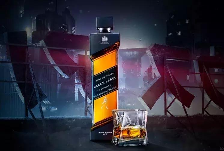 红方和黑方蓝方威士忌的区别,威士忌里黑方红方蓝方有什么区别