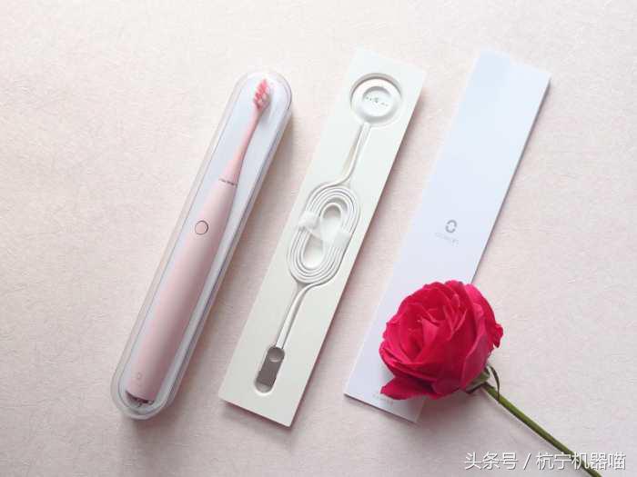 改变刷牙方式?只要一支OcleanOne智能牙刷就可以了