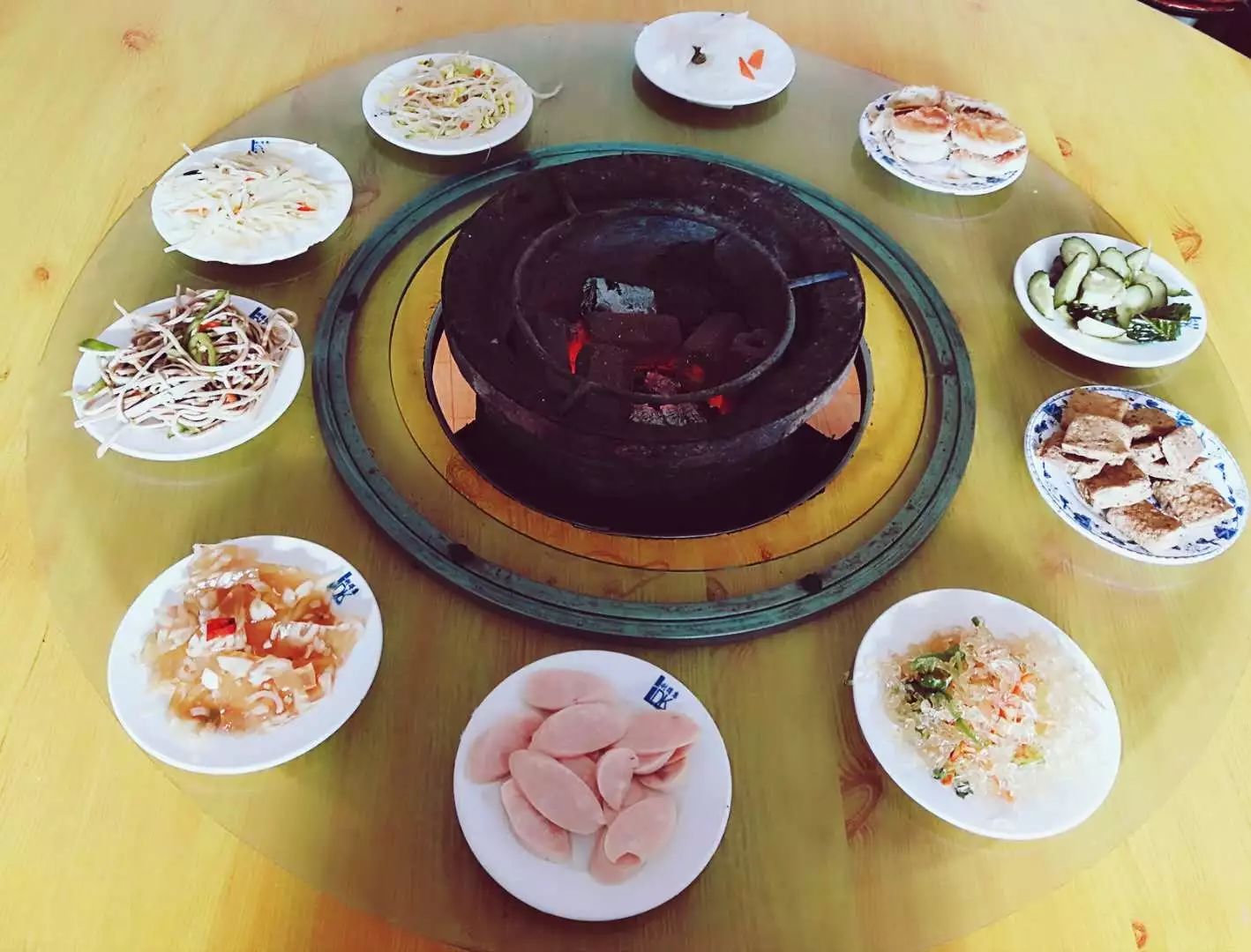 柳沟豆腐宴几个人最划算,柳沟豆腐宴几号最好吃