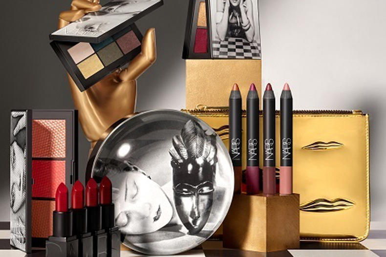 平价圣诞限定礼盒彩妆,美到窒息的圣诞彩妆