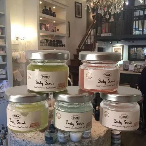 女生身体磨砂膏推荐,适合混合性皮肤用的磨砂膏